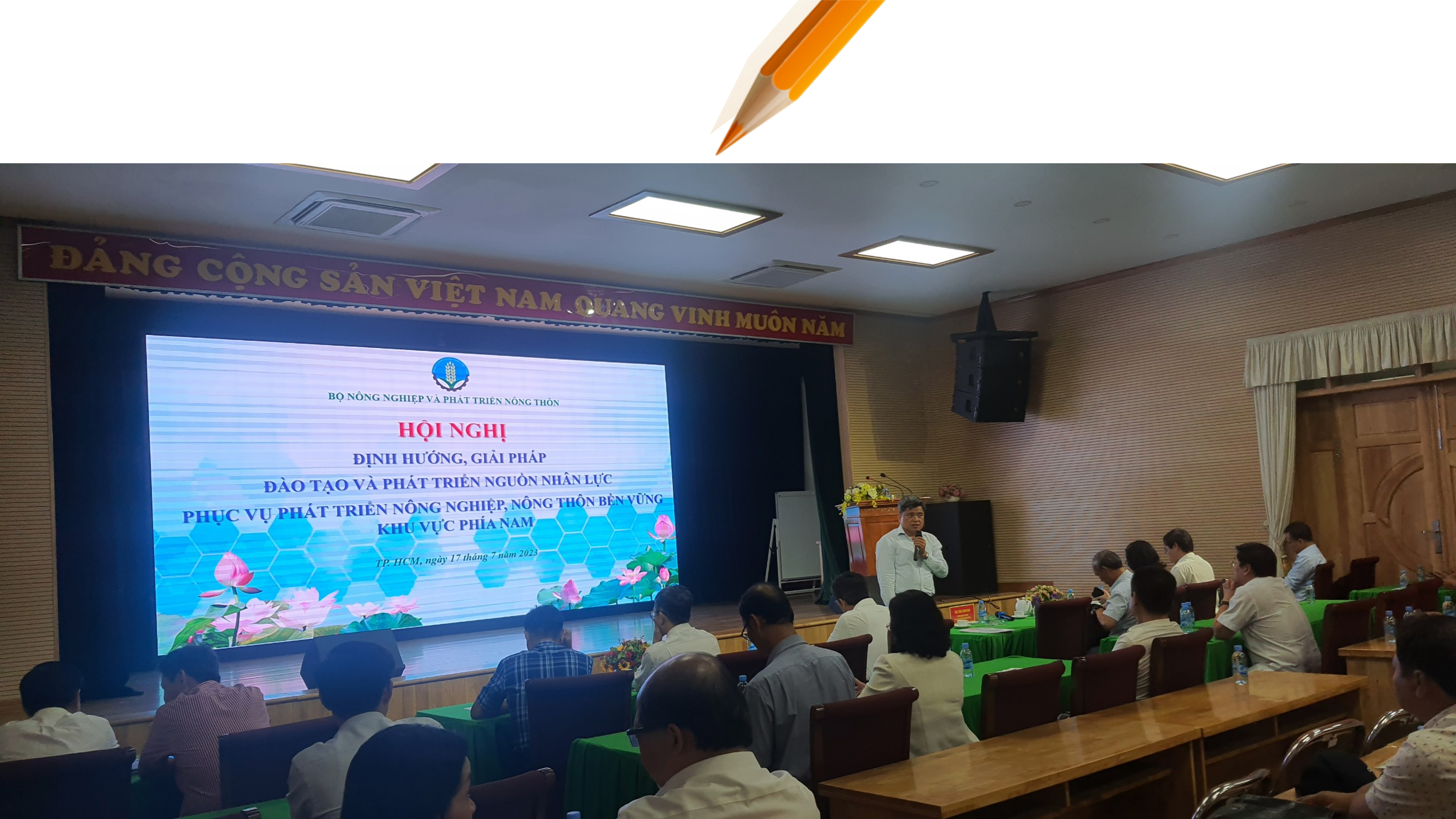 Hội nghị “Định hướng, giải pháp đào tạo và phát triển nguồn nhân lực phục vụ phát triển nông nghiệp, nông thôn bền vững khu vực phía nam”