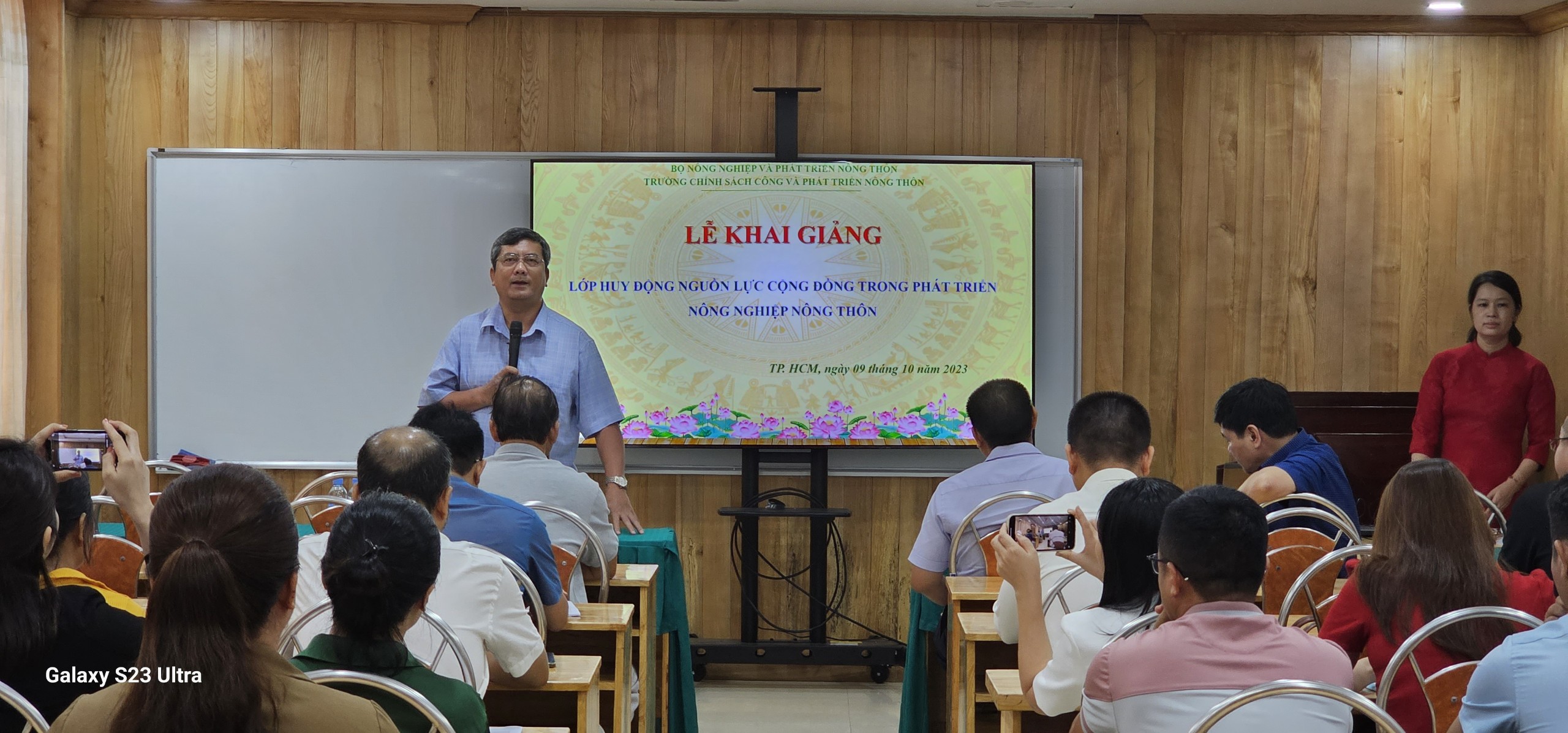 Lớp Huy động nguồn lực cộng đồng trong phát triển nông nghiệp nông thôn