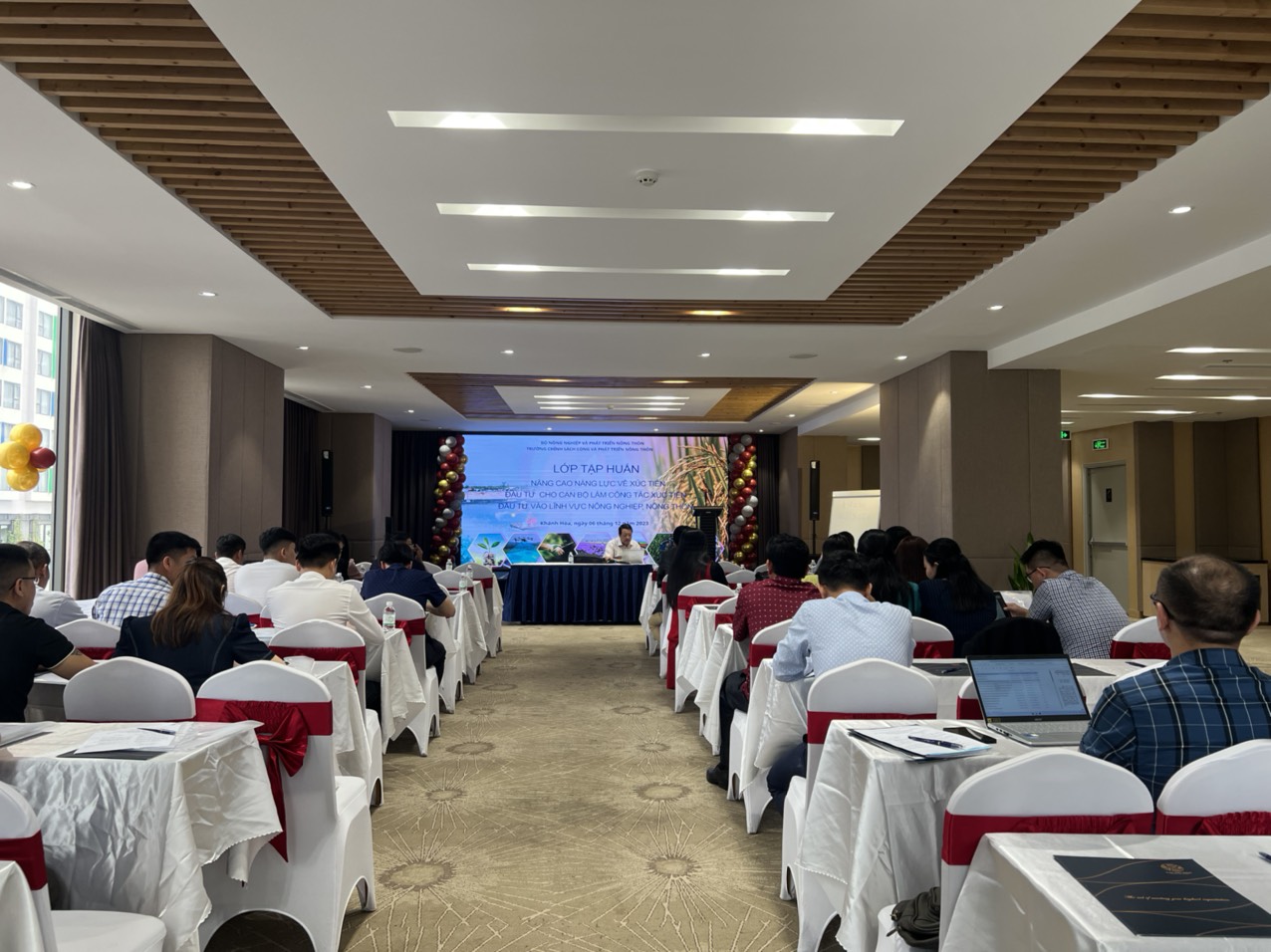 Lớp tập huấn nâng cao năng lực về xúc tiến đầu tư cho cán bộ làm công tác xúc tiến đầu tư vào lĩnh vực nông nghiệp, nông thôn tại tỉnh Khánh Hòa