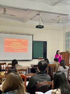 Lớp Bồi dưỡng về văn hóa công vụ cán bộ, công chức viên chức cấp tỉnh, huyện, xã tại tỉnh Gia Lai