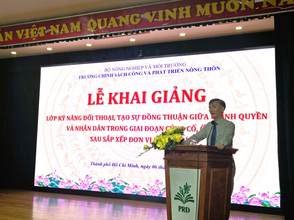 Lễ khai giảng lớp Kỹ năng đối thoại, tạo sự đồng thuận giữa chính quyền và nhân dân trong giai đoạn củng cố, ổn định sau sắp xếp đơn vị hành chính