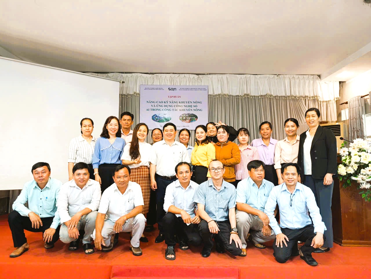 Đổi mới Kỹ năng Khuyến nông & Ứng dụng AI: Bước ngoặt Chuyển đổi số